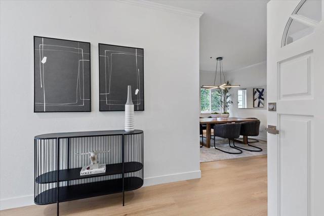 1233 Bellevue Avenue, Burlingame CA: https://media.crmls.org/mediaz/f68f3a57-6a66-41ee-ab9a-f754a2c08a5b.jpg