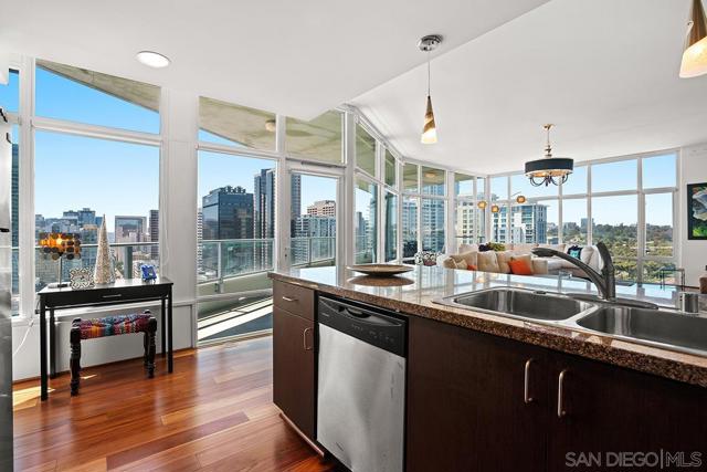 1080 Park Blvd, San Diego CA: https://media.crmls.org/mediaz/f68f4376-b1b2-4674-b6a8-db91341f3c85.jpg