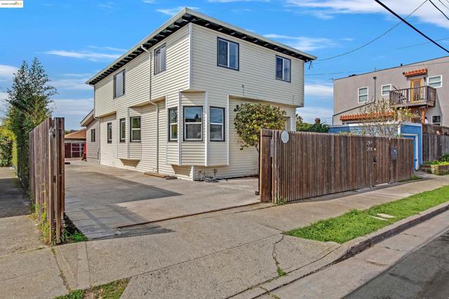 Image 37 of 49 For 2914 Stanton Street