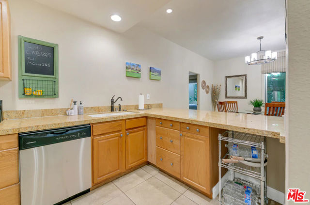 78225 Cabrillo Lane, Indian Wells CA: https://media.crmls.org/mediaz/f691b3b0-052c-4784-ac18-5d907f980bc3.jpg