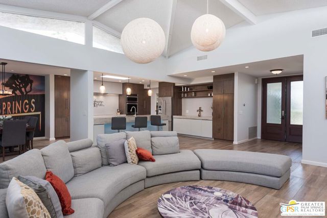 1595 E Canyon Estates Drive, Palm Springs CA: https://media.crmls.org/mediaz/f6937541-a2e5-4f90-ad1b-72499d3b47bb.jpg