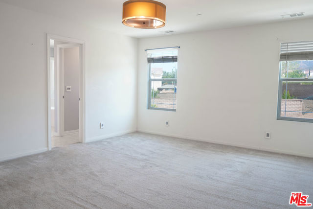 2732 Hemlock Road, Palmdale CA: https://media.crmls.org/mediaz/f6947201-4978-40a2-a2d1-331b89316dc3.jpg