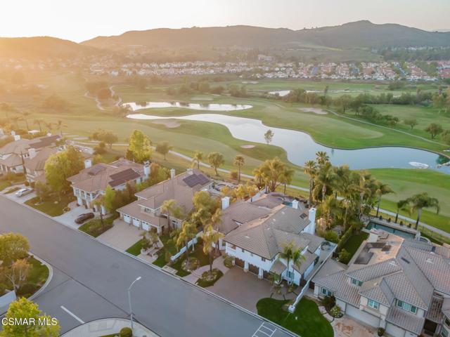 691 Larchmont Street, Simi Valley CA: https://media.crmls.org/mediaz/f697216c-d65a-412c-90b0-dad3aa7f7312.jpg