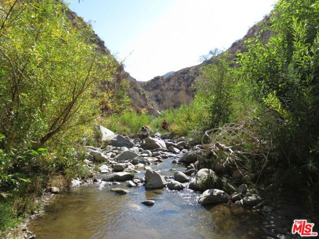 0 Stonyvale, Tujunga CA: https://media.crmls.org/mediaz/f69743e7-7047-4990-86f8-b04c7c0d7bce.jpg