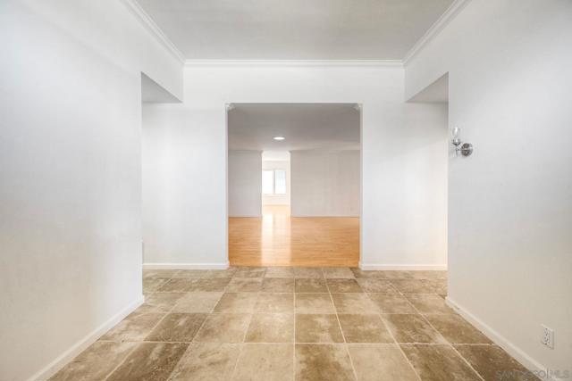 Image 19 of 52 For 17784 Via Graacia