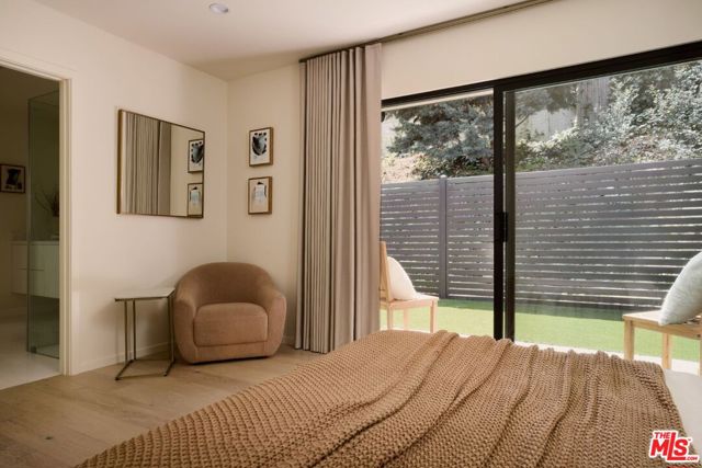 15674 Royal Ridge Road, Sherman Oaks CA: https://media.crmls.org/mediaz/f6979e86-ad4f-4865-9b39-f9cd97c6dd5c.jpg