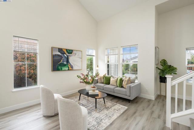 5089 Winterbrook Ave, Dublin CA: https://media.crmls.org/mediaz/f69851f3-e78e-47b0-aa48-5851753c8875.jpg