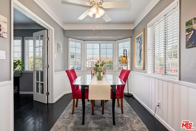 4844 W 94th Street, Inglewood CA: https://media.crmls.org/mediaz/f698c3b1-9232-41c2-b849-3c863fb2f6b4.jpg