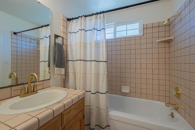 22800 Bravo Place, Salinas CA: https://media.crmls.org/mediaz/f699744c-69ce-43d7-9652-94c3c6c5a867.jpg