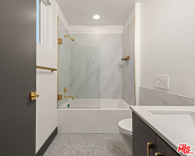 116 N Orlando Avenue, Los Angeles CA: https://media.crmls.org/mediaz/f69a7431-4890-4aa9-96ae-525a08f03ee2.jpg