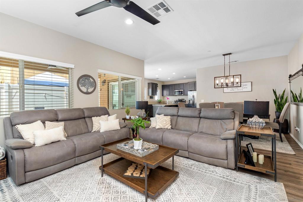 MLS #250029469SD img 5