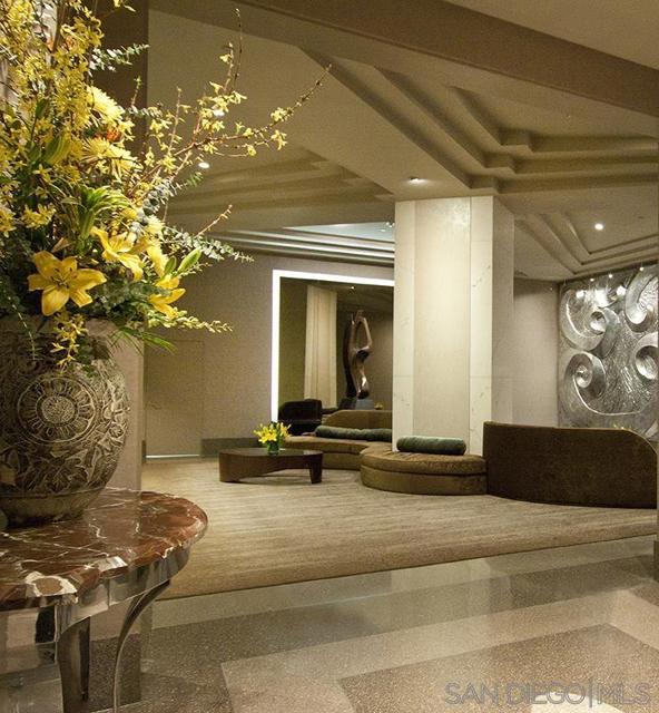 700 Front Street, San Diego CA: https://media.crmls.org/mediaz/f69bd002-3c68-42a5-b0a8-82e4894517c5.jpg