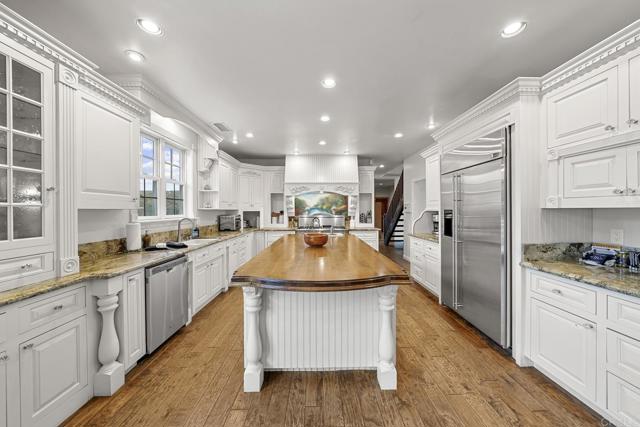 Image 11 of 75 For 39480 Norbro Court