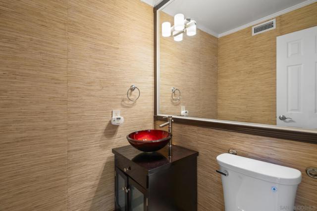 10748 Escobar Dr, San Diego CA: https://media.crmls.org/mediaz/f69c2d92-9fe8-4db6-9c8c-8734d6643490.jpg
