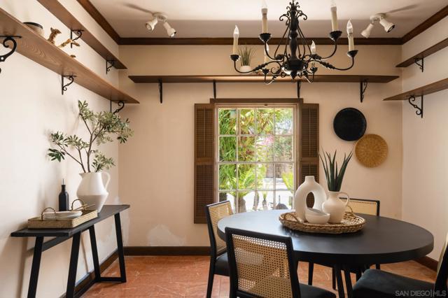 1010 Myrtle Way, San Diego CA: https://media.crmls.org/mediaz/f69cbf9f-fc53-4c9a-9182-507b7b17a405.jpg