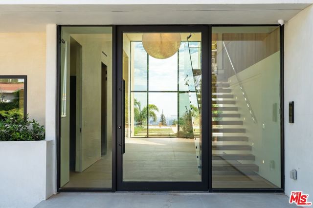 Drew Fenton | 2501 Banyan Drive Los Angeles CA | MLS: 7450499 Drew Fenton | 2501 Banyan Drive Los Angeles CA | MLS: 7450499
