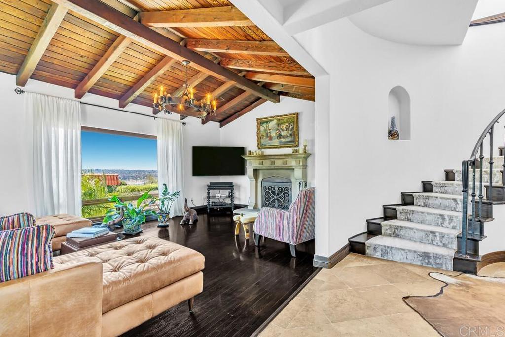 2226 Juan Street - photo 7