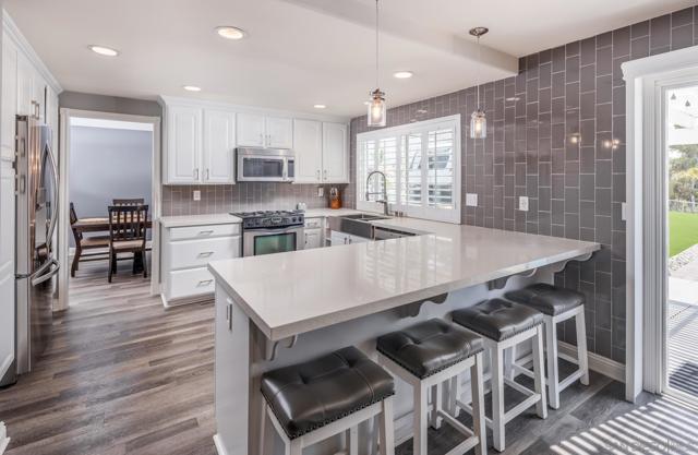 3702 Country Trail, Bonita CA: https://media.crmls.org/mediaz/f69ff49c-57d0-4bb4-afaa-8465c24b8d36.jpg