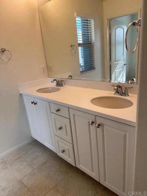 Home for Sale in Vista