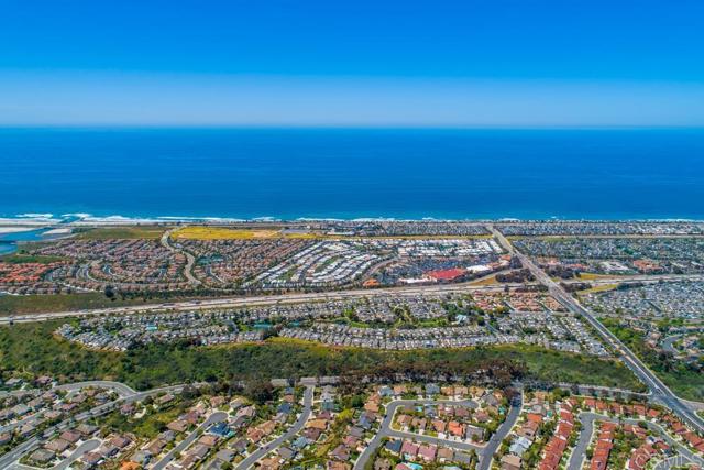 7414 Lantana, Carlsbad CA: https://media.crmls.org/mediaz/f6a16601-43ba-467b-80ea-86ea3c8bd89d.jpg