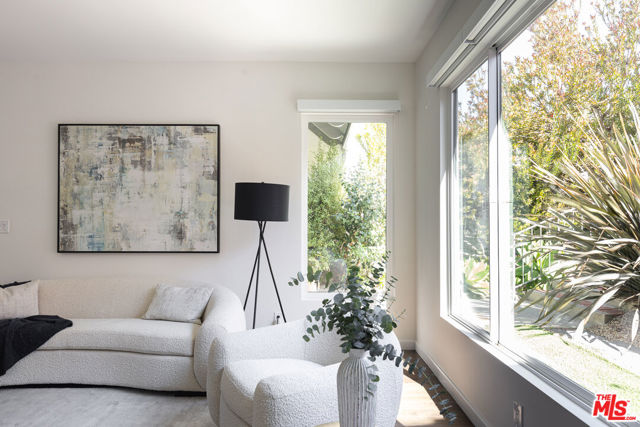 3360 Ley Drive, Los Angeles CA: https://media.crmls.org/mediaz/f6a21319-a09b-48a2-9451-092ebfb9aa15.jpg