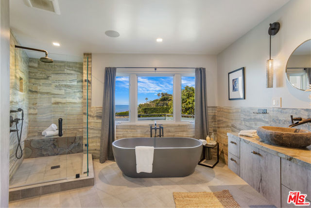 31558 Victoria Point Road, Malibu, California 90265, 4 Bedrooms Bedrooms, ,4 BathroomsBathrooms,Single Family Residence,For Sale,Victoria Point,24414895