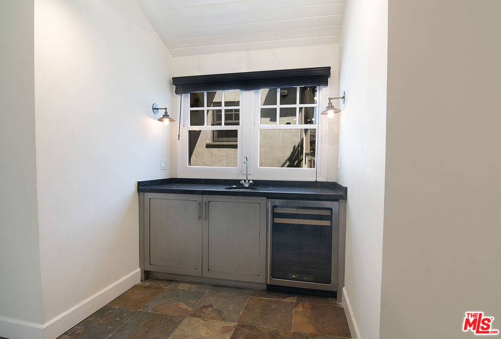 MLS #25596573 image #19