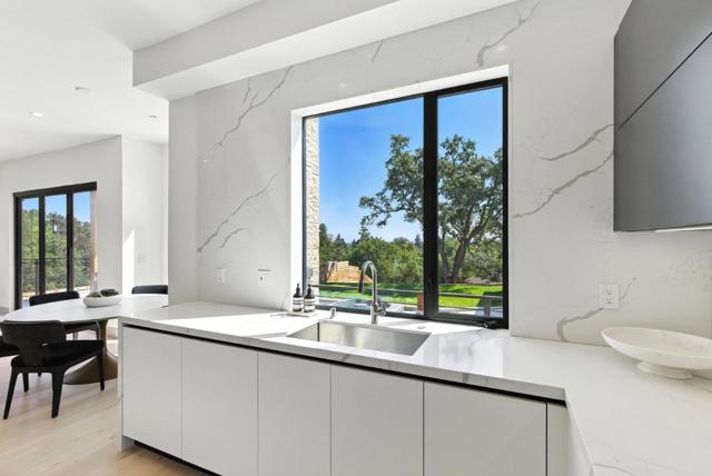 1127 Hillslope Place, Los Altos CA: https://media.crmls.org/mediaz/f6a31c58-ae21-43e4-9c40-a3754eed8fc6.jpg