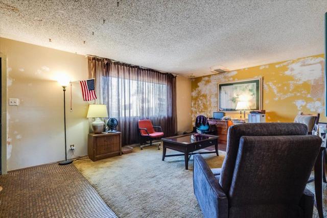 2074 Ashwood Lane, San Jose CA: https://media.crmls.org/mediaz/f6a3dc1c-b204-4a0a-906c-22f46250a009.jpg