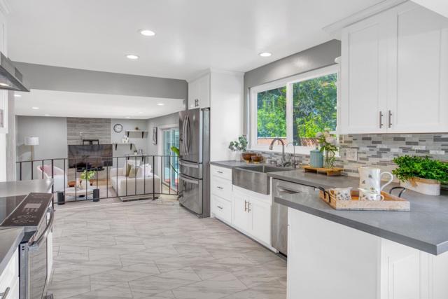 3530 Carlsbad Court, Pleasanton CA: https://media.crmls.org/mediaz/f6a4483f-202c-46d2-8bb5-242ee7770052.jpg
