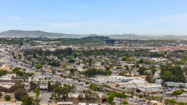300 Davey Glen Road, Belmont CA: https://media.crmls.org/mediaz/f6a4998d-e2f4-42fb-837a-29f620071e0c.jpg