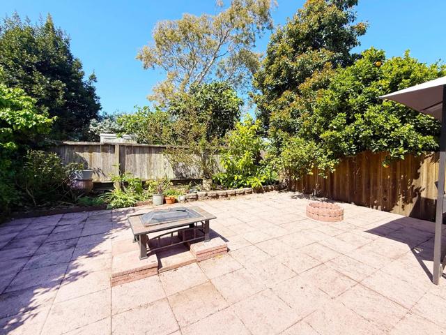 112 Congdon Street, San Francisco CA: https://media.crmls.org/mediaz/f6a5e0a1-8763-4f70-babc-51107fa903fa.jpg