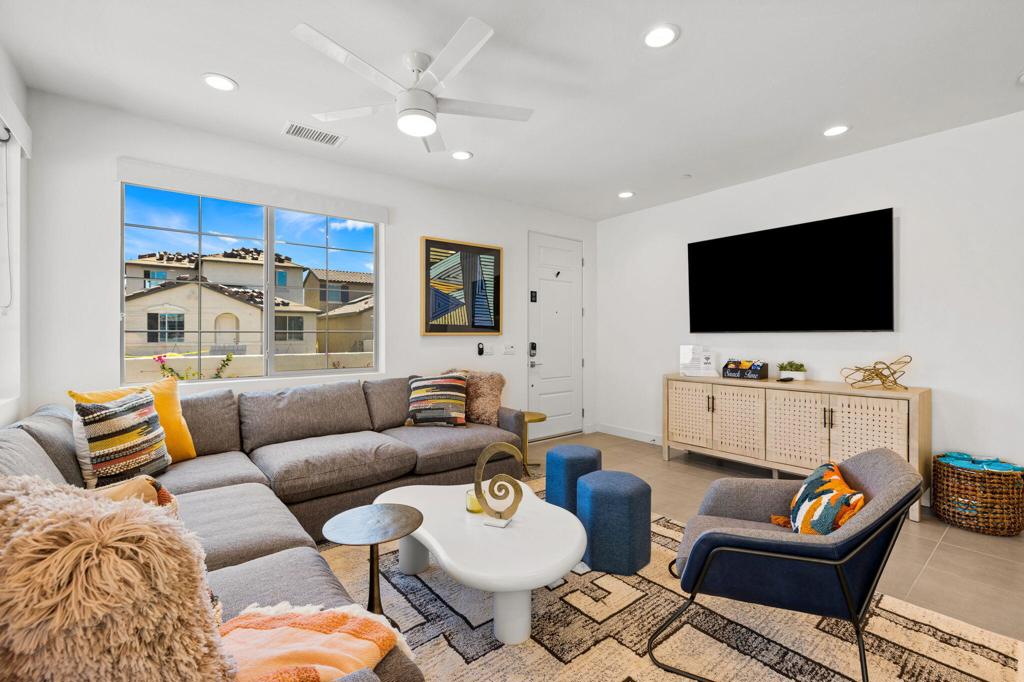 MLS #219141444DA image #4