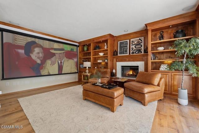 24587 Lola Lane, Newhall CA: https://media.crmls.org/mediaz/f6a728ea-27c7-45fd-8f92-b48375dec117.jpg