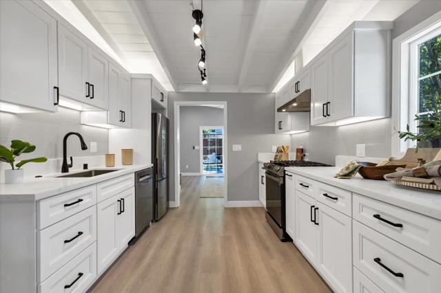 1789 Elsie Avenue, Mountain View CA: https://media.crmls.org/mediaz/f6a78675-9140-4c47-b738-5c8c7ca687d4.jpg