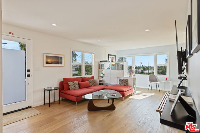 2922 Highland Avenue photo 8