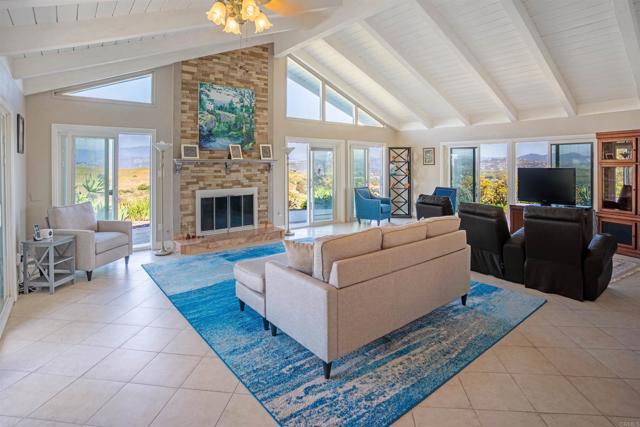 Detail Gallery Image 3 of 31 For 5221 Olive Hill Rd, Fallbrook,  CA 92028 - 7 Beds | 4 Baths