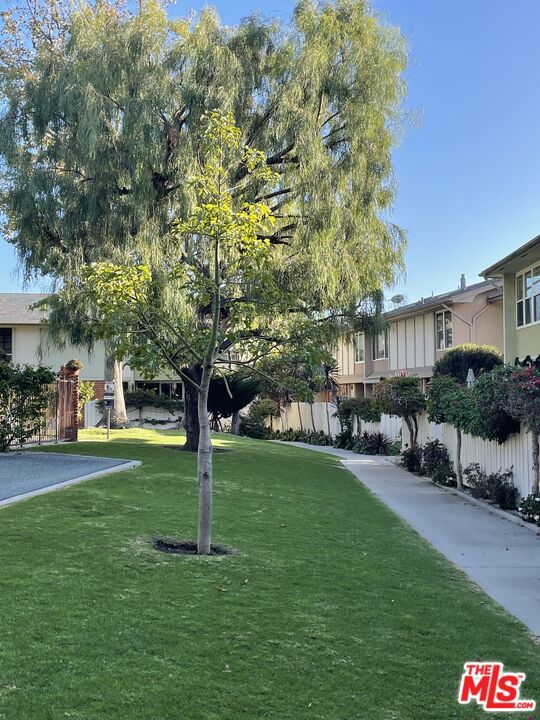 5215 Sepulveda Boulevard, 9B photo 3