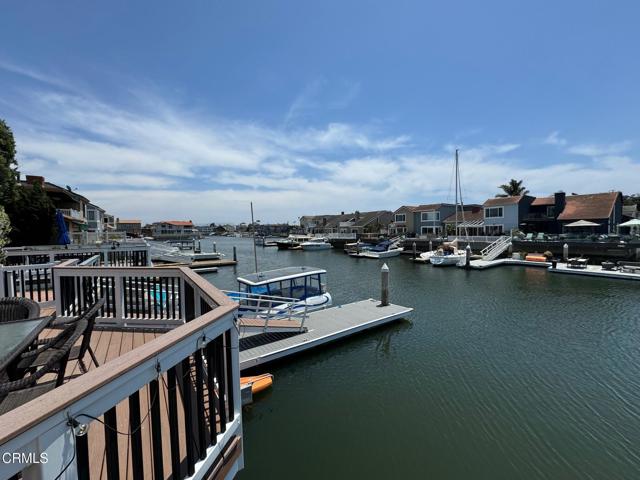 4320 Meridian Avenue, Oxnard CA: https://media.crmls.org/mediaz/f6abf7c7-83ab-4343-b032-62e75cd22647.jpg
