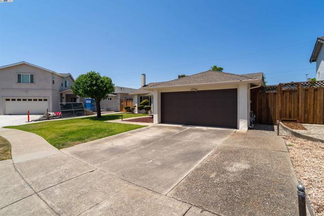 709 Covina Way, Fremont CA: https://media.crmls.org/mediaz/f6acea76-737c-499a-8176-4fd62a1456a7.jpg