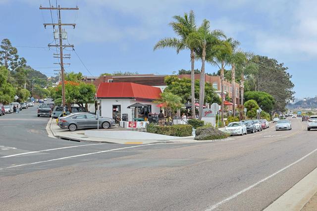 Detail Gallery Image 35 of 35 For 2222 Carmel Valley Road #1,  Del Mar,  CA 92014 - 2 Beds | 1/1 Baths