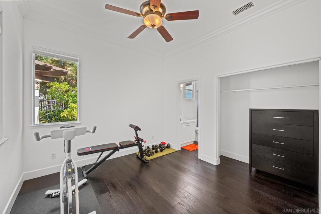 MLS #250034632SD image #21