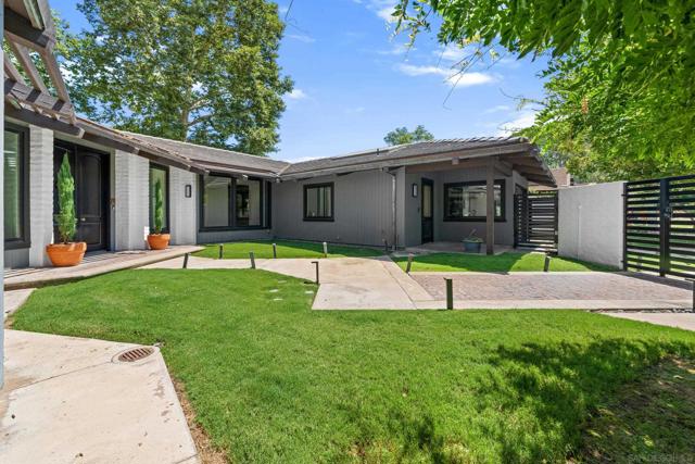 32676 Taspa Ct, Pauma Valley CA: https://media.crmls.org/mediaz/f6b1e451-d0ce-46ee-a8df-e8c87812d803.jpg