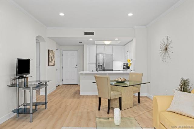 9237 Regents Rd., La Jolla CA: https://media.crmls.org/mediaz/f6b3557e-0b80-40d8-bdd4-343fc1385362.jpg