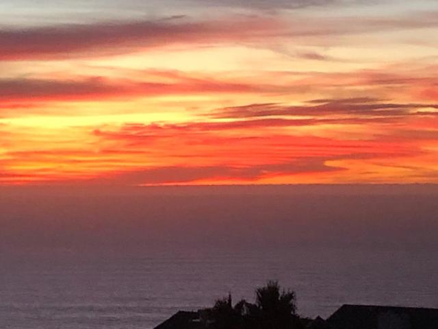 226 Crestmoor Circle, Pacifica CA: https://media.crmls.org/mediaz/f6b44074-e27b-44e9-868b-69823c0e1582.jpg