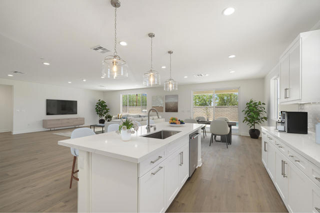 58229 Coral View Way, La Quinta CA: https://media.crmls.org/mediaz/f6b5c419-5bb6-4a3f-8dd1-5f597bd7dabb.jpg