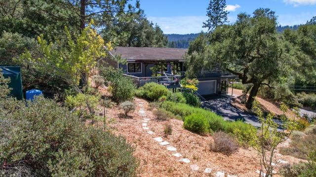 2203 Quail Hollow Road, Ben Lomond CA: https://media.crmls.org/mediaz/f6b64ba9-e02c-473a-9ac6-359c1b3e8505.jpg