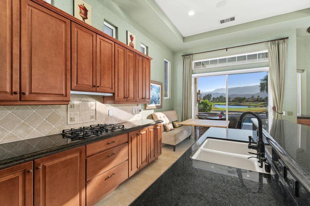 MLS #219138145DA image #13