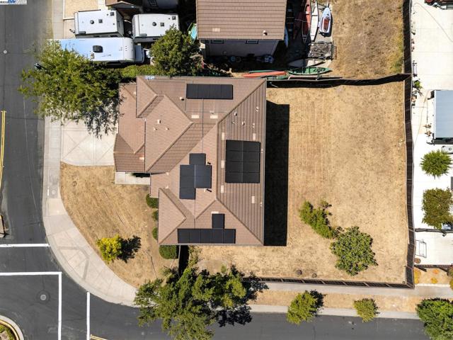3909 Danbury Way, Fairfield CA: https://media.crmls.org/mediaz/f6b84584-cd11-4f25-9e05-a899e4f9206e.jpg