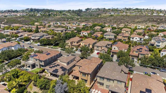 3619 N Fork Ave, Carlsbad CA: https://media.crmls.org/mediaz/f6b85dfa-a42a-4bfd-a64b-5966c7e09e14.jpg